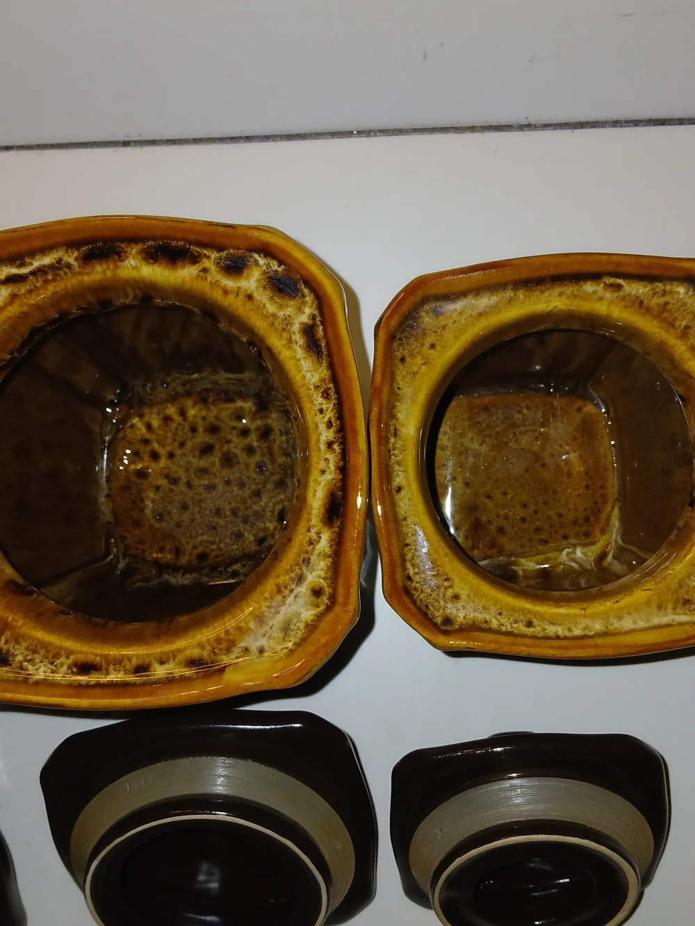 Vintage-Style Ceramic Kitchen Canister Set in Brown with Black Lids